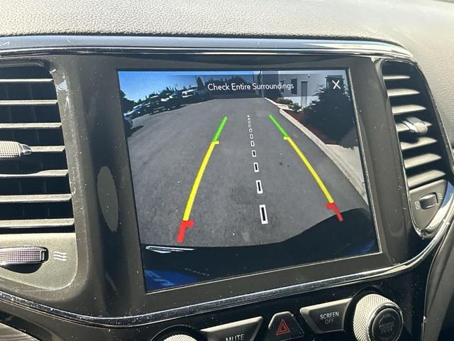 Photo of 2021 Diamond Black Jeep Grand Cherokee