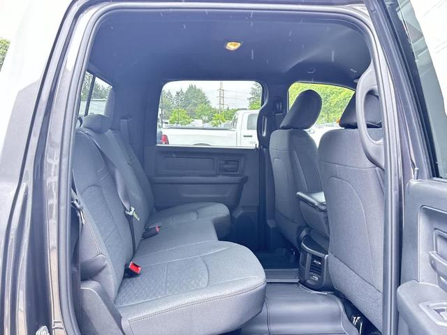 Photo of 2025 Granite Crystal Clearcoat Metallic RAM 3500