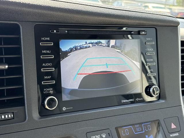 Photo of 2020 Celestial Silver Metallic Toyota Sienna