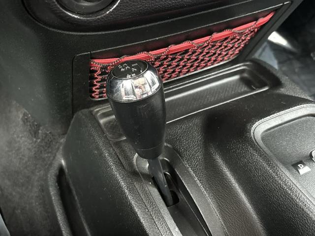 Photo of 2018 Billet Silver Metallic Clearcoat Jeep Wrangler JK