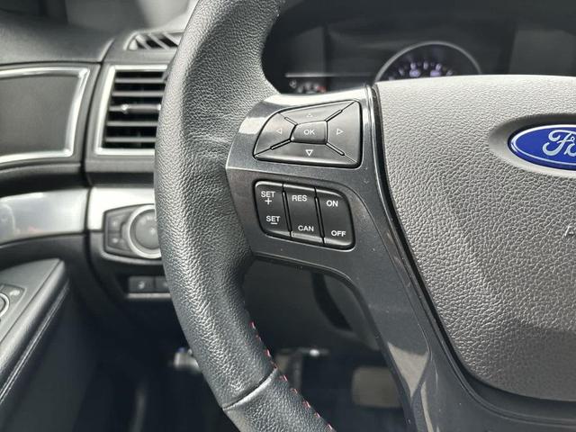 Photo of 2018 Magnetic Metallic Ford Explorer