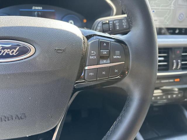 Photo of 2024 Agate Black Metallic Ford Escape