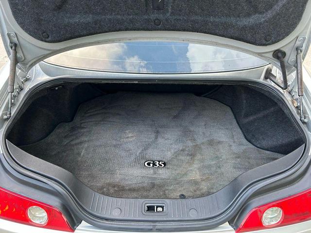 Photo of 2004 Silver INFINITI G35