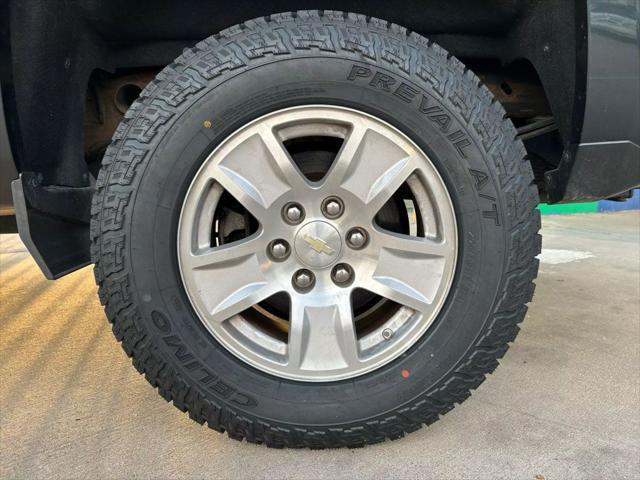 Photo of 2018 Graphite Metallic Chevrolet Silverado 1500