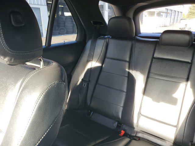 Photo of 2021 designo Diamond White Bright Mercedes-Benz GLE 350