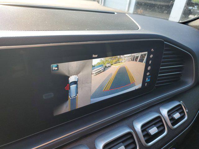 Photo of 2021 designo Diamond White Bright Mercedes-Benz GLE 350