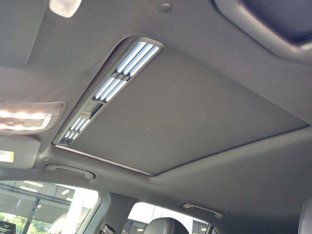 Photo of 2021 designo Diamond White Bright Mercedes-Benz GLE 350