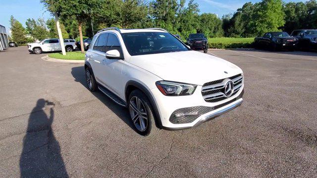 Photo of 2021 designo Diamond White Bright Mercedes-Benz GLE 350