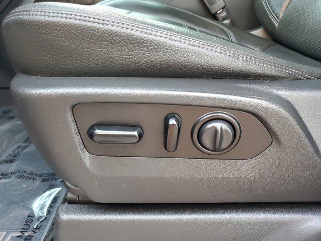 Photo of 2020 Onyx Black GMC Sierra 1500