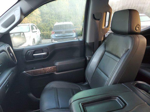 Photo of 2020 Onyx Black GMC Sierra 1500