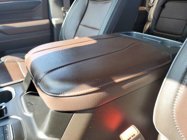 Photo of 2023 Onyx Black GMC Sierra 1500