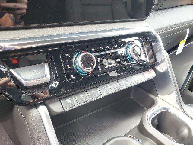 Photo of 2025 Onyx Black GMC Sierra 2500