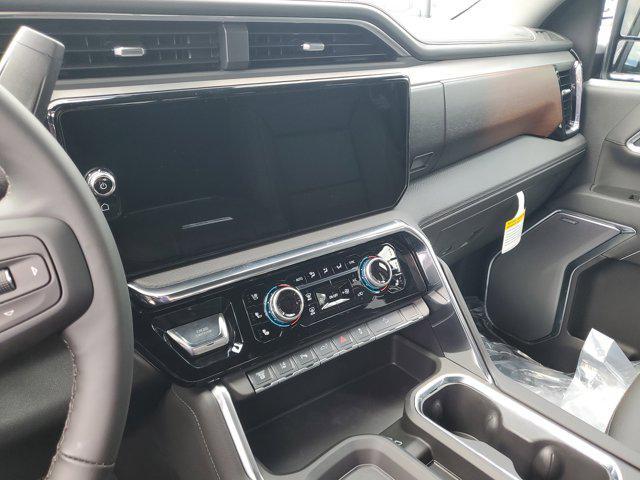 Photo of 2025 Onyx Black GMC Sierra 2500