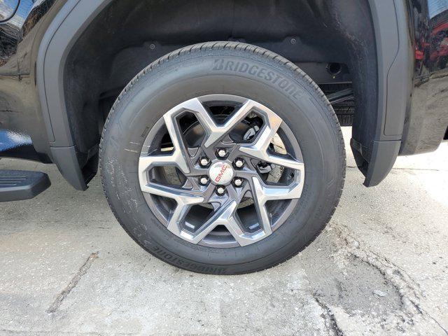 Photo of 2025 Onyx Black GMC Sierra 1500