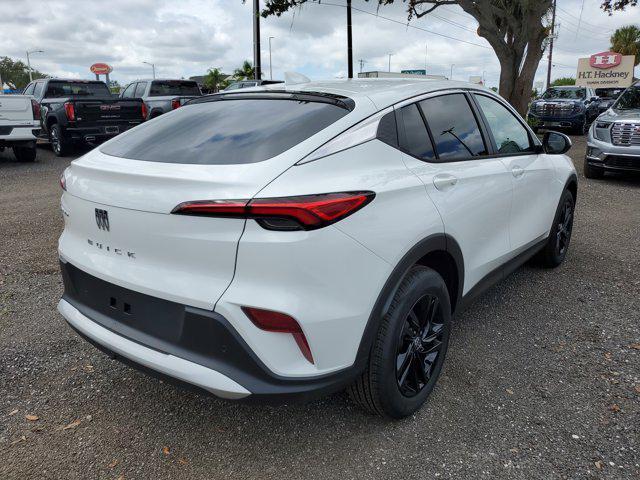 Photo of 2025 Summit White Buick Envista