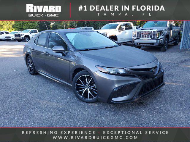 Photo of 2022 Predawn Gray Mica Toyota Camry