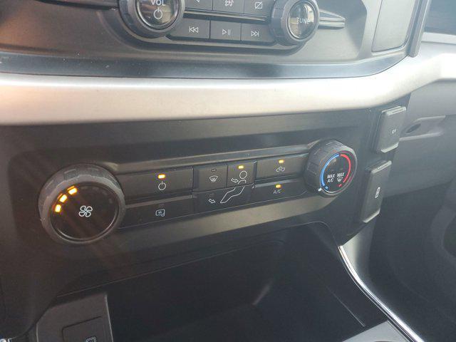 Photo of 2022 Oxford White Ford F-150