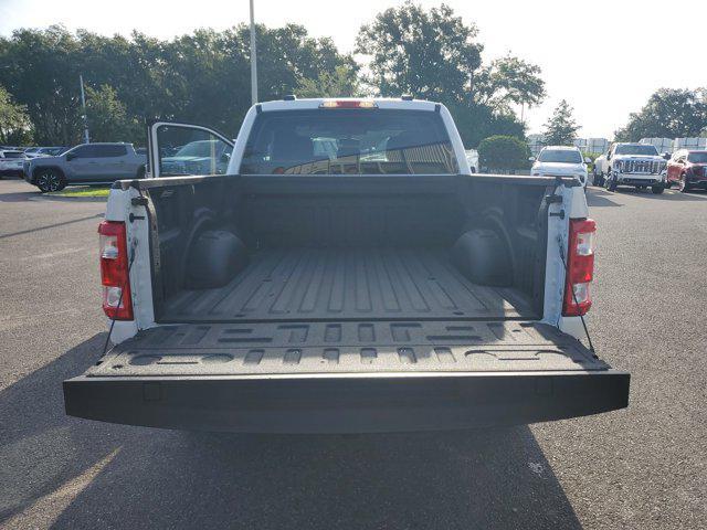 Photo of 2022 Oxford White Ford F-150