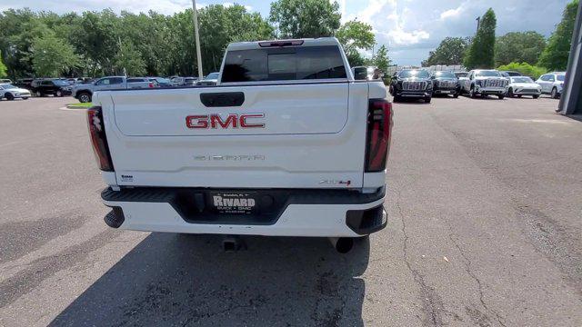 Photo of 2024 Summit White GMC Sierra 2500