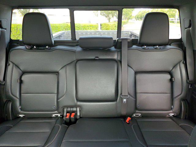 Photo of 2024 White Frost Tricoat GMC Sierra 3500