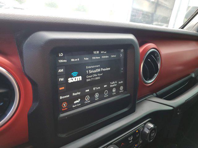 Photo of 2020 Granite Crystal Metallic Clearcoat Jeep Gladiator