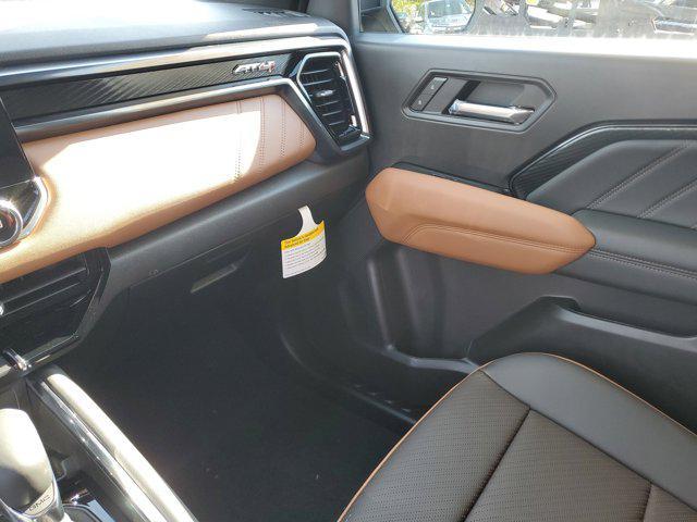 Photo of 2026 Onyx Black GMC Canyon