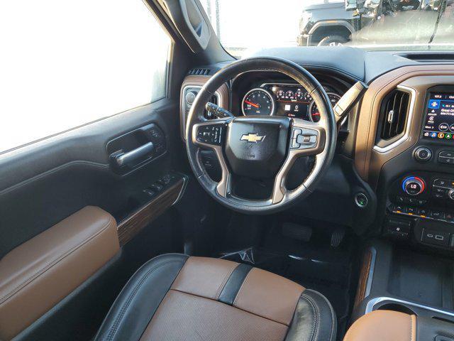 Photo of 2021 Iridescent Pearl Tricoat Chevrolet Silverado 1500