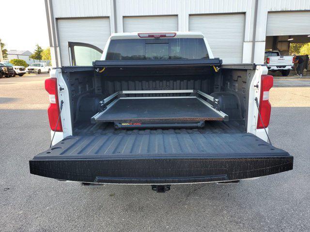 Photo of 2021 Iridescent Pearl Tricoat Chevrolet Silverado 1500