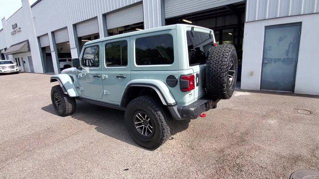 Photo of 2024 Earl Clearcoat Jeep Wrangler