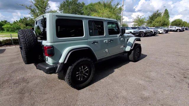Photo of 2024 Earl Clearcoat Jeep Wrangler