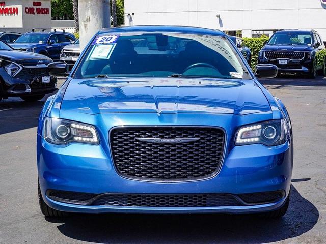 2020 Chrysler 300