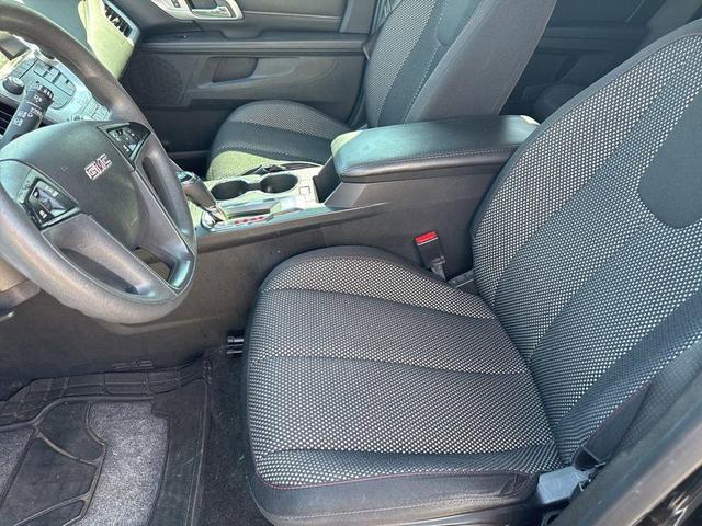 Photo of 2016 Black GMC Terrain