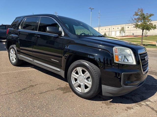 Photo of 2016 Black GMC Terrain