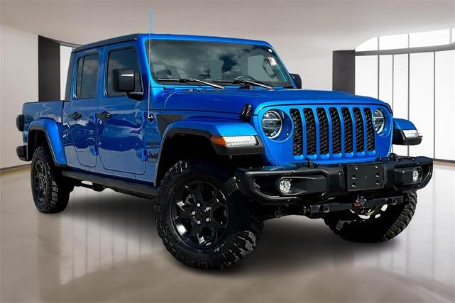 Photo of 2021 Hydro Blue Pearlcoat Jeep Gladiator