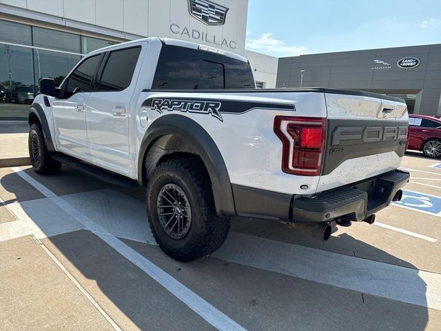Photo of 2019 Oxford White Ford F-150