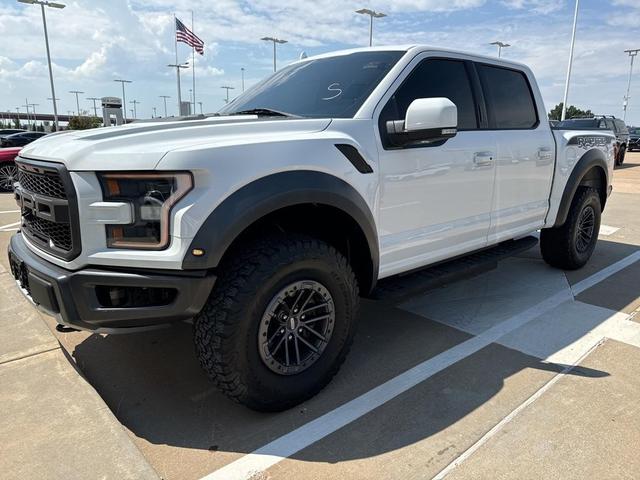 Photo of 2019 Oxford White Ford F-150