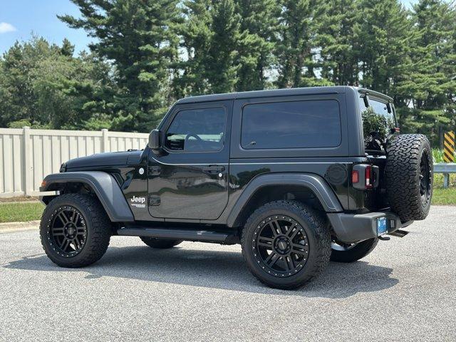 Photo of 2021 Black Clearcoat Jeep Wrangler