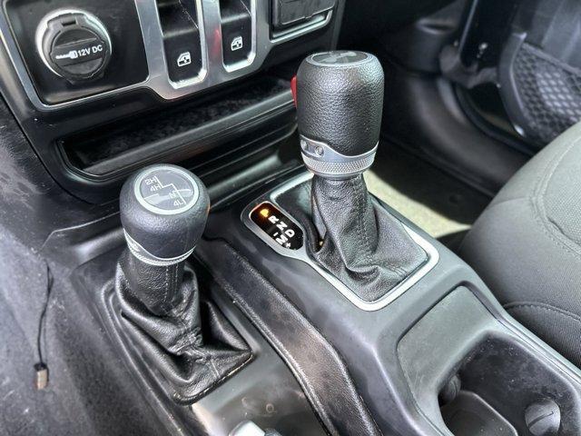 Photo of 2021 Black Clearcoat Jeep Wrangler