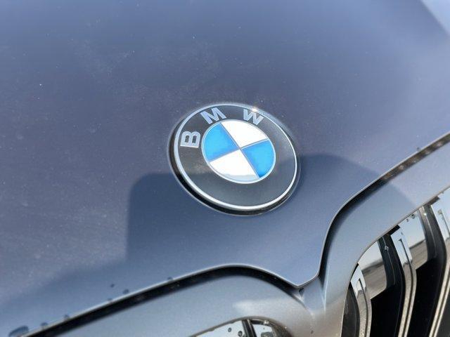 Photo of 2026 Carbon Black Metallic BMW X7