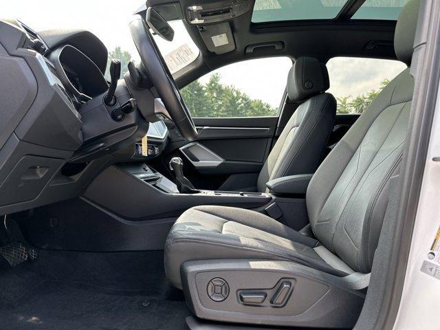 Photo of 2022 Ibis White Audi Q3