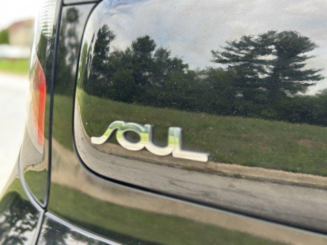 Photo of 2018 Shadow Black Kia Soul