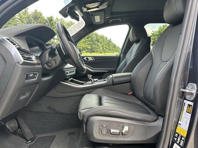 Photo of 2022 Arctic Gray Metallic BMW X5