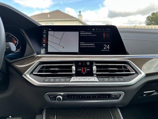 Photo of 2022 Arctic Gray Metallic BMW X5