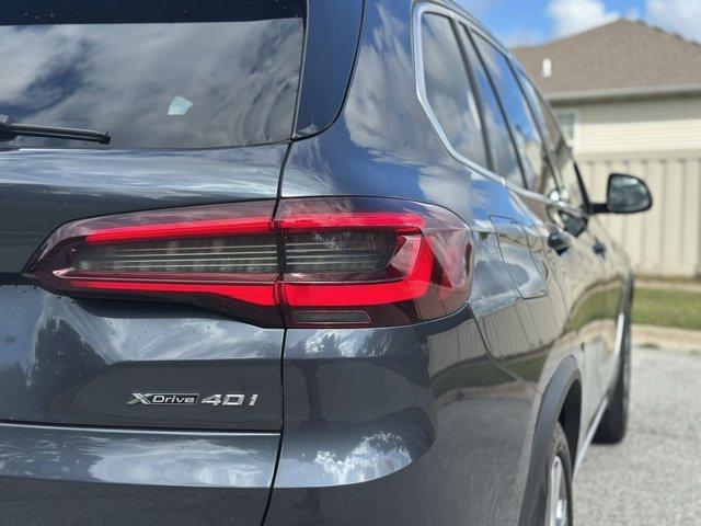 Photo of 2022 Arctic Gray Metallic BMW X5