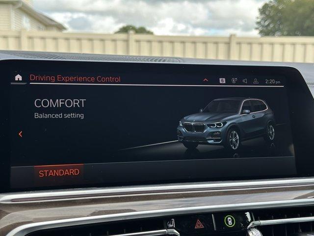 Photo of 2022 Arctic Gray Metallic BMW X5