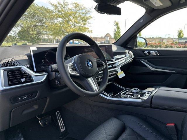 Photo of 2026 Skyscraper Gray Metallic BMW X5 PHEV