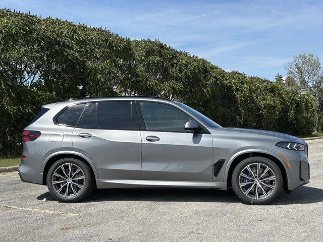 Photo of 2026 Skyscraper Gray Metallic BMW X5 PHEV