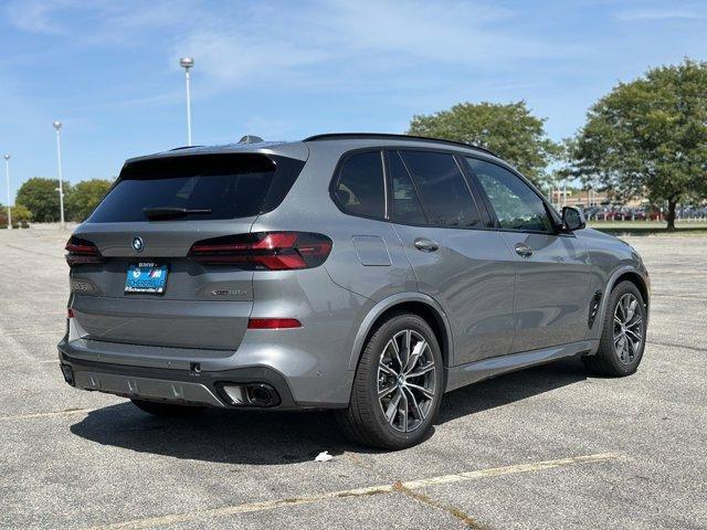 Photo of 2026 Skyscraper Gray Metallic BMW X5 PHEV