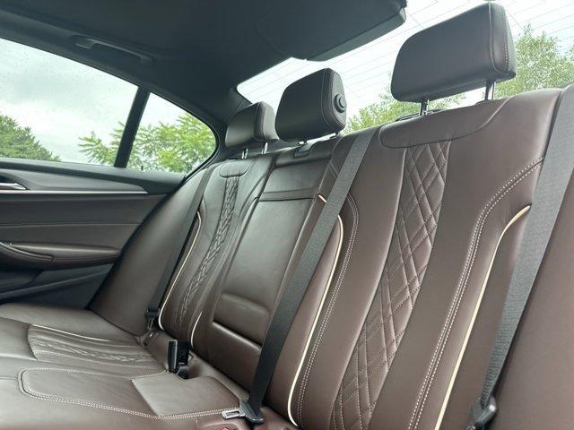 Photo of 2017 Carbon Black Metallic BMW 530