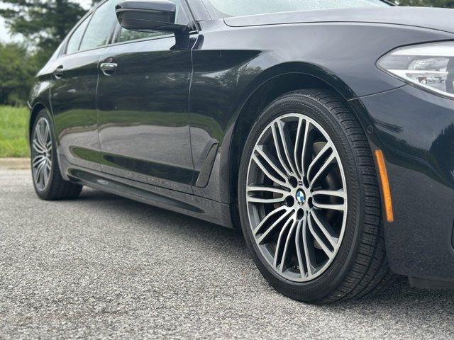 Photo of 2017 Carbon Black Metallic BMW 530